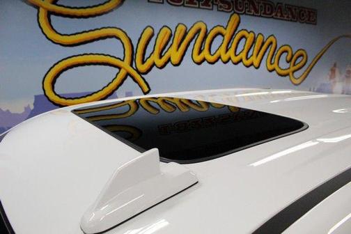 Summit White 2026 GMC Sierra 1500 AT4