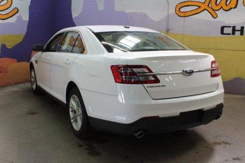 2018 Ford Taurus SE