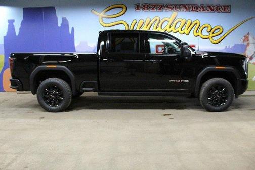 2025 GMC Sierra 2500 AT4