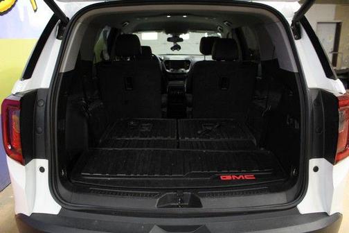 Summit White 2023 GMC Acadia AWD AT4
