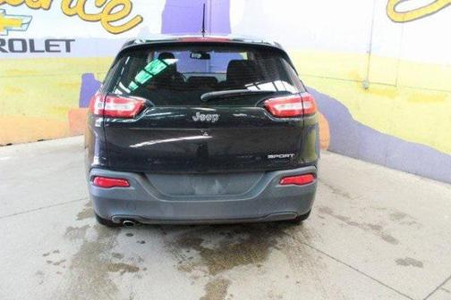 2015 Jeep Cherokee Sport