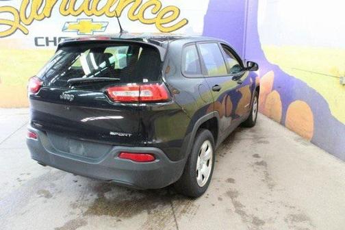 2015 Jeep Cherokee Sport