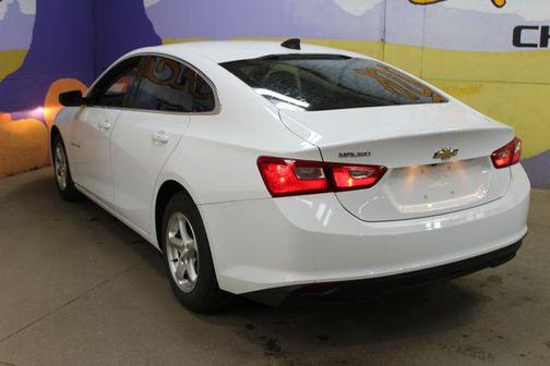 Summit White 2018 Chevrolet Malibu 1LS