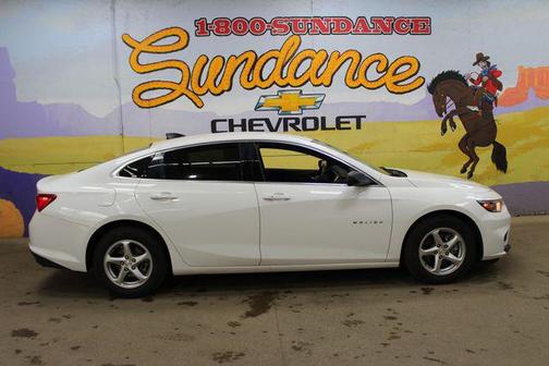 Summit White 2018 Chevrolet Malibu 1LS