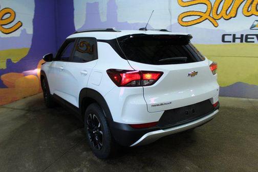 Summit White 2023 Chevrolet Trailblazer LT