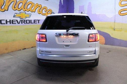 2016 GMC Acadia SLE-2