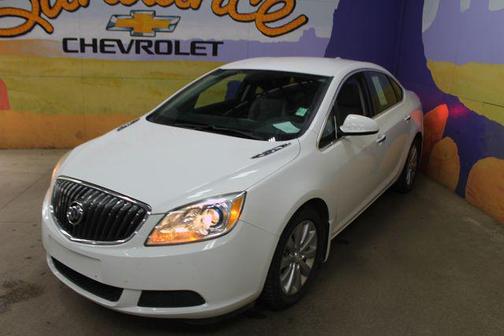 Summit White 2017 Buick Verano Base