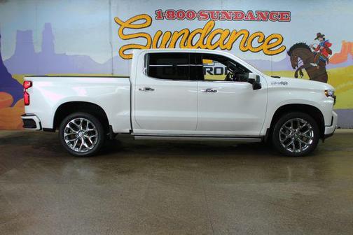 Pearl 2022 Chevrolet Silverado 1500 Limited High Country
