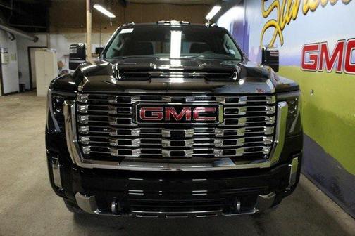2025 GMC Sierra 2500 Denali