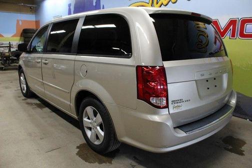 Cashmere/Sandstone Pearlcoat 2015 Dodge Grand Caravan AVP/SE