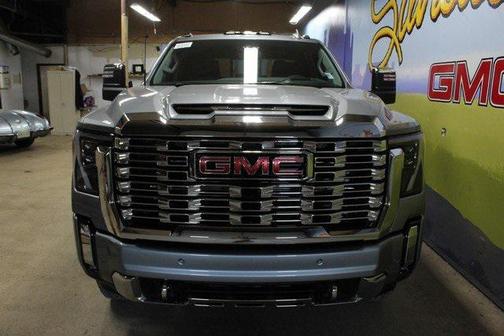2025 GMC Sierra 2500 Denali