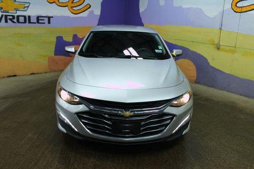 Silver Ice Metallic 2021 Chevrolet Malibu LT