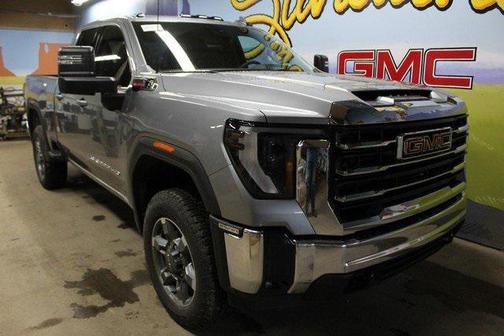 2025 GMC Sierra 2500 SLE