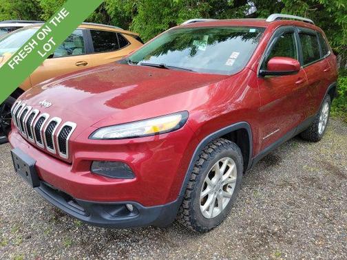 Deep Cherry Red Crystal Pearl 2015 Jeep Cherokee Latitude