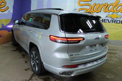 Silver Zynith 2021 Jeep Grand Cherokee L Overland