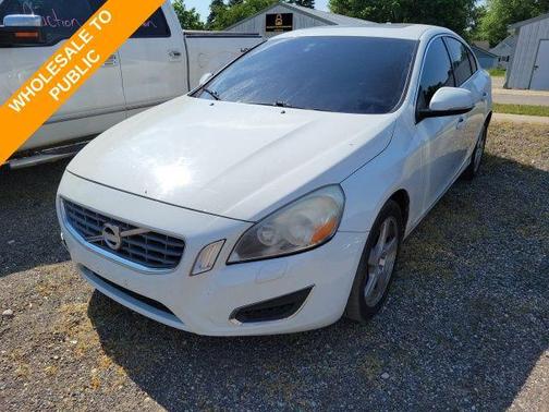 Ice White 2012 Volvo S60 T5