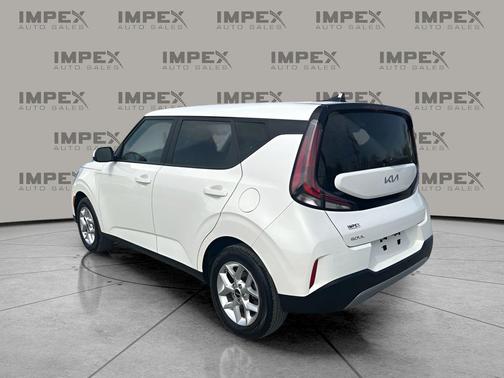 2024 Kia Soul LX