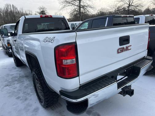 2017 GMC Sierra 2500 Base