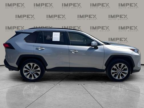 Silver Sky Metallic 2021 Toyota RAV4 XLE Premium