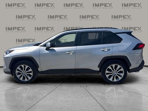 Silver Sky Metallic 2021 Toyota RAV4 XLE Premium