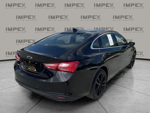 Mosaic Black Metallic 2024 Chevrolet Malibu 1LT