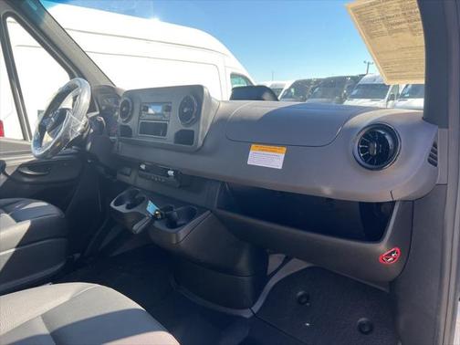 2025 Mercedes-Benz Sprinter 2500 High Roof