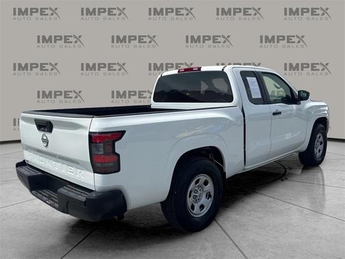 2024 Nissan Frontier S