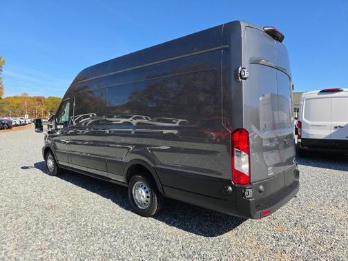 2025 Ford Transit-350 Base