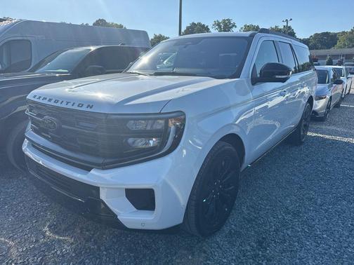 STAR WHITE MET TRI-COAT 2025 Ford Expedition Max Platinum