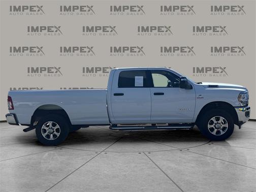2023 RAM 2500 Big Horn Crew Cab 4x4 8' Box