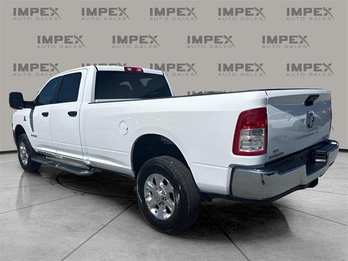 2023 RAM 2500 Big Horn Crew Cab 4x4 8' Box