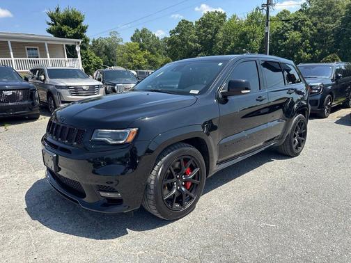 Diamond Black Crystal Pearl 2019 Jeep Grand Cherokee SRT