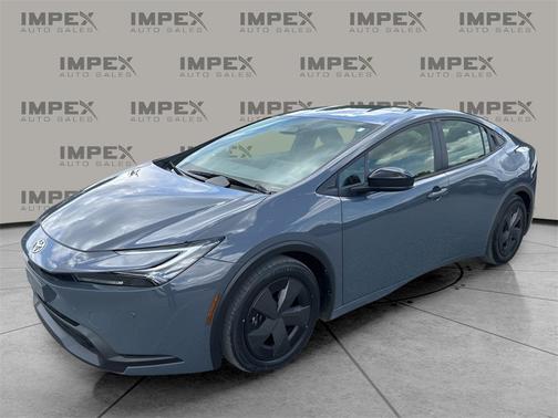 2024 Toyota Prius LE