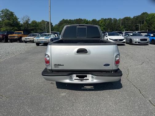 2004 Ford F-150 Lightning