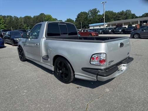 2004 Ford F-150 Lightning