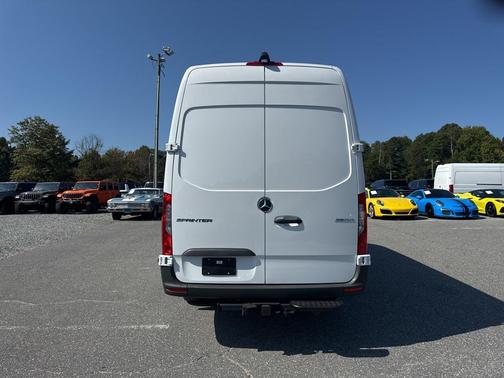2025 Mercedes-Benz Sprinter 2500 High Roof