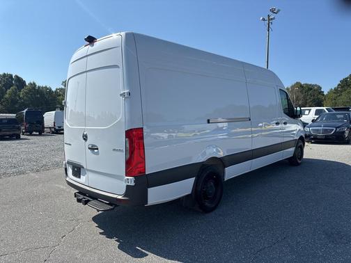2025 Mercedes-Benz Sprinter 2500 High Roof