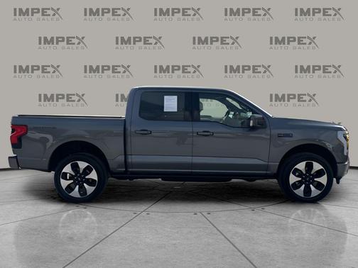 2025 Ford F-150 Lightning Platinum