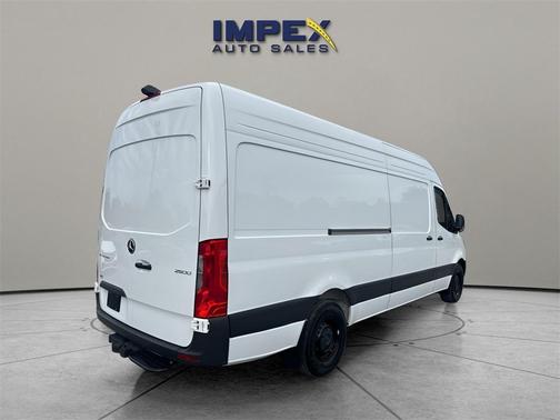 2025 Mercedes-Benz Sprinter 2500 High Roof