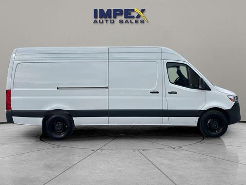 2025 Mercedes-Benz Sprinter 2500 High Roof