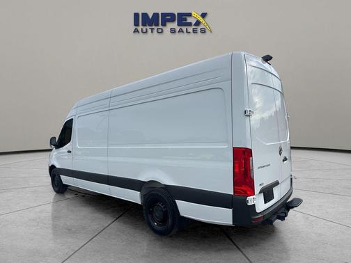 2025 Mercedes-Benz Sprinter 2500 High Roof