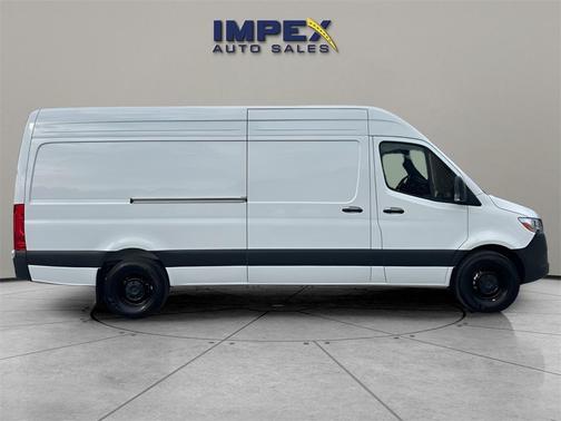 2025 Mercedes-Benz Sprinter 2500 High Roof