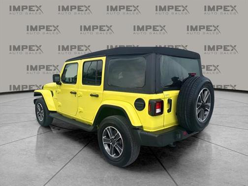 2023 Jeep Wrangler 4-Door Sahara 4x4