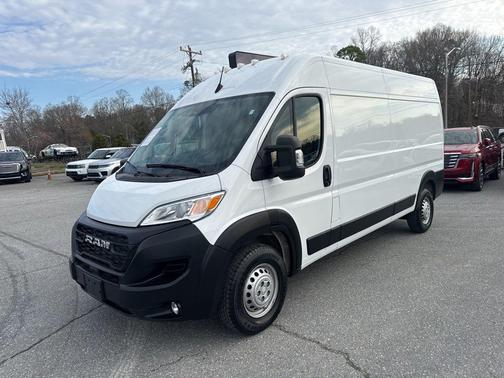 2024 RAM ProMaster 2500 Tradesman