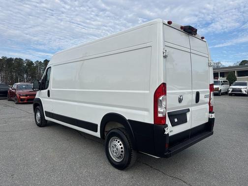 2024 RAM ProMaster 2500 Tradesman