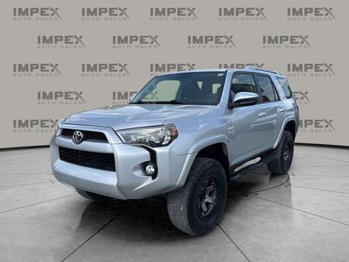 Classic Silver Metallic 2016 Toyota 4Runner SR5