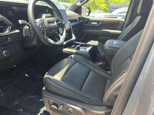Sterling Metallic 2025 GMC Yukon XL Denali