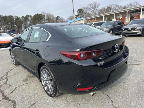 2025 Mazda Mazda3 FWD w/Preferred Package