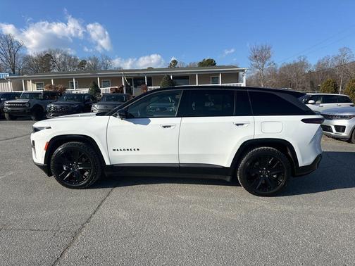 2024 Jeep Wagoneer S Launch Edition