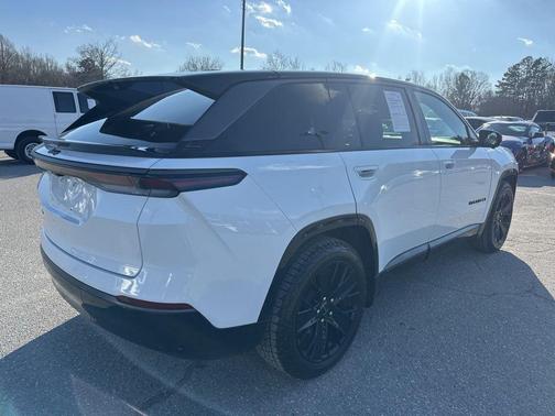 2024 Jeep Wagoneer S Launch Edition